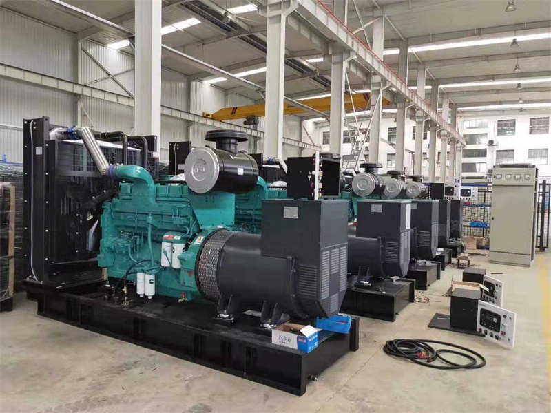 乌海100KW柴油发电机油耗是多少?