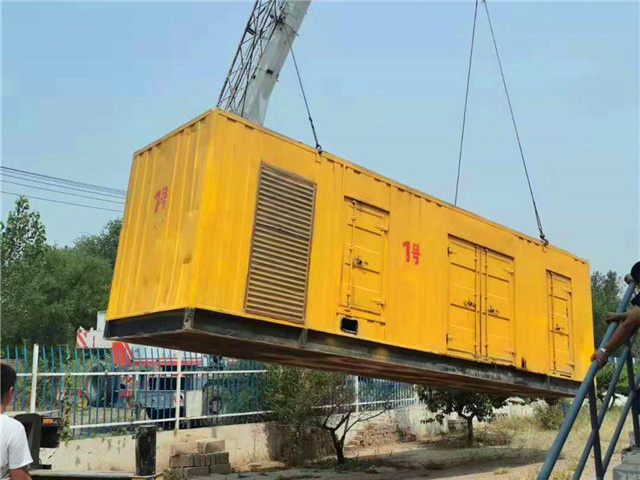 乌海300KW柴油发电机组油耗是多少？